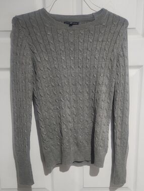 GAP Light Gray Cable-Knit Crewneck Sweater
